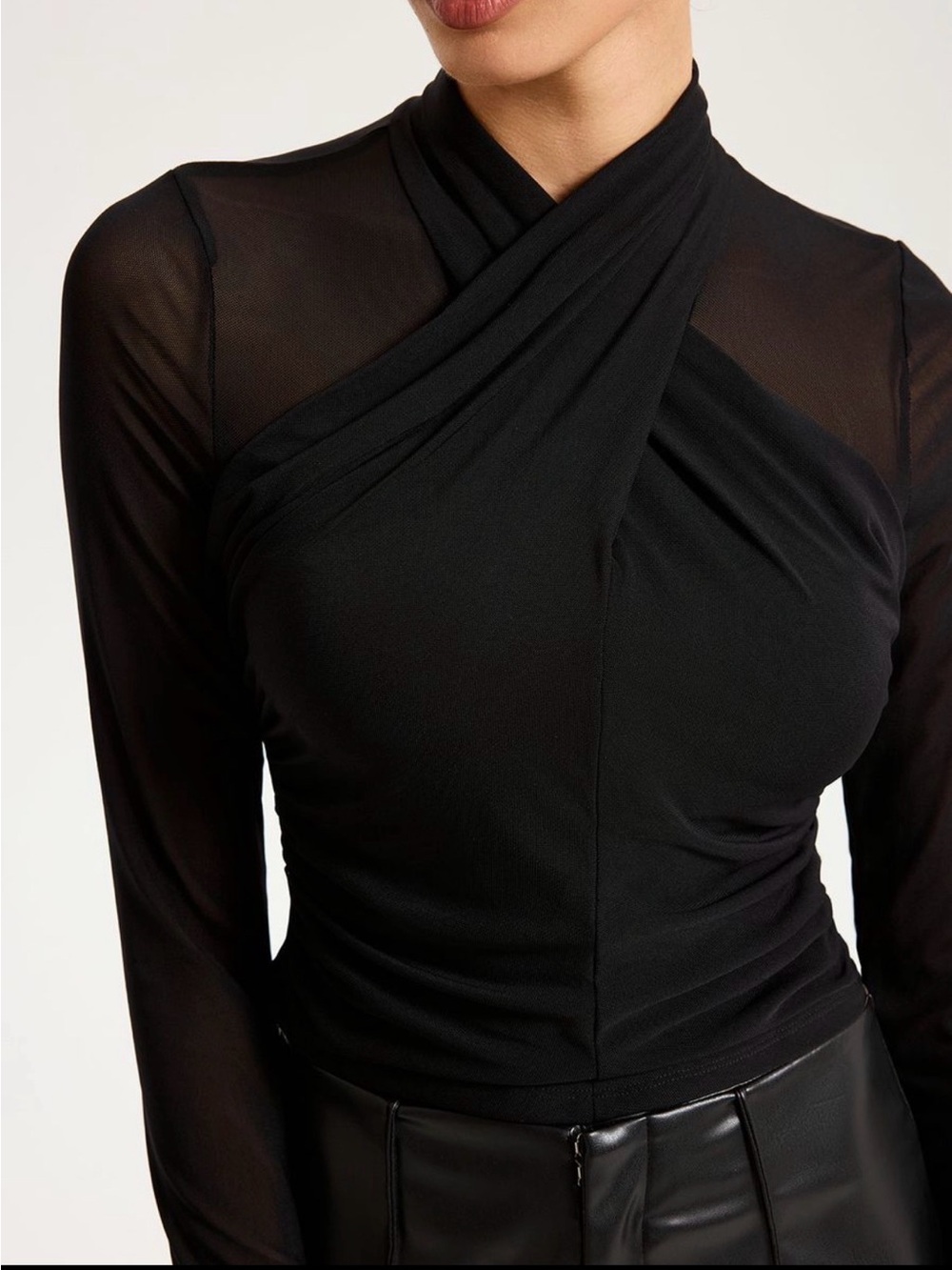 Commense Black Draped Ruched Long-Sleeve Top